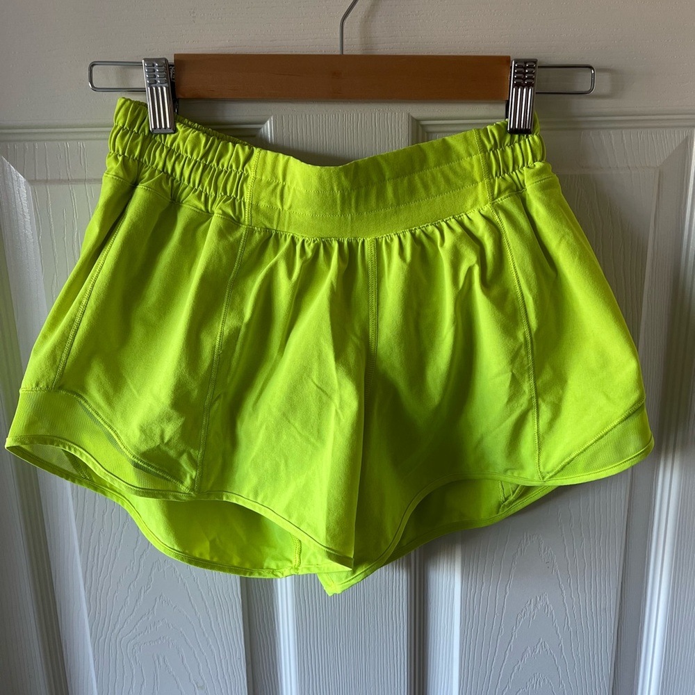 Lululemon Hotty Hot Shorts Size 6Tall